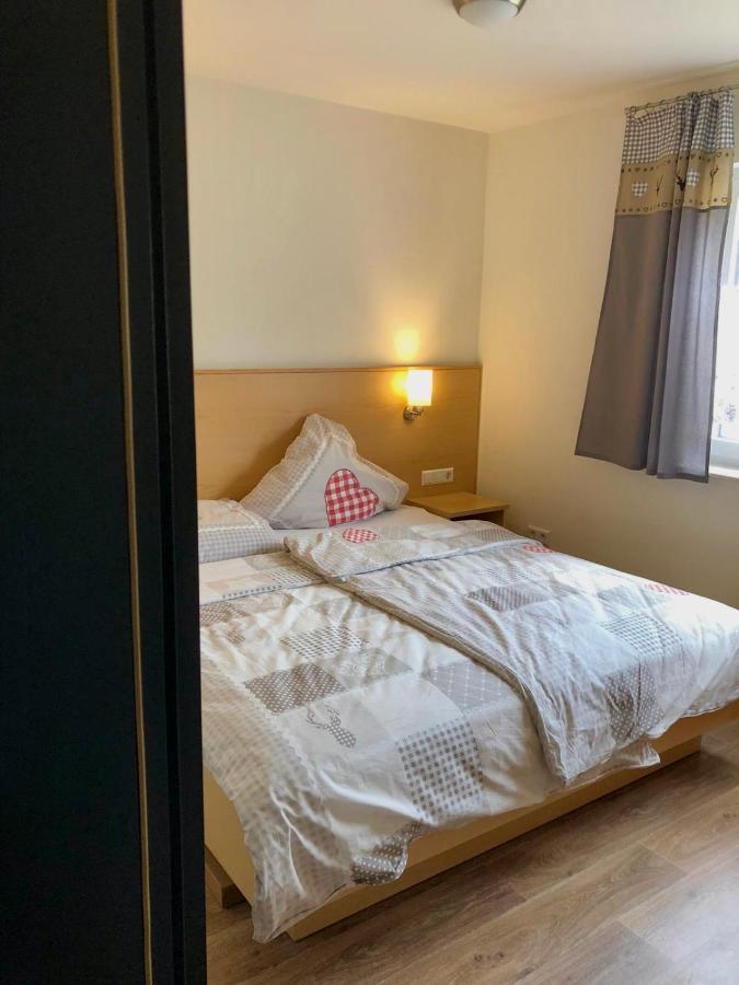 Ferienhaus Moni Mit 2 Separaten Wohnungen Am Silbersee Frielendorf Exteriör bild